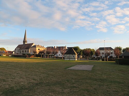 Les Authieux-sur-le-Port-Saint-Ouen (Seine-Maritime)