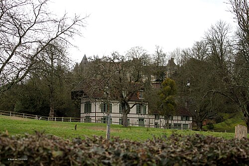 Ouilly-du-Houley (Calvados)
